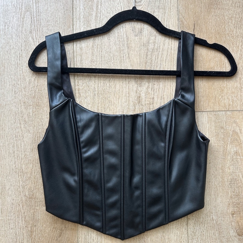 MISHA COLLECTION - Nova Top Black - Size US 2